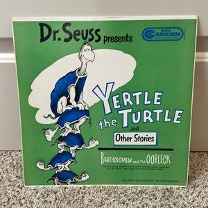 Dr. Seuss presents Yertle The Turtle and other stories Vinyl- Rare!!